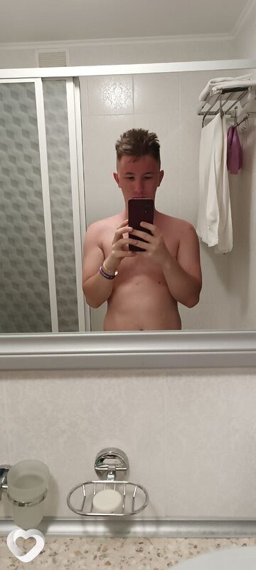 Денис, 21, Москве — анкета №714079
