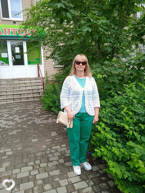 Наталья, 63, Донецк (Ростовская Обл.) — анкета №715010