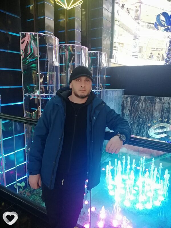 Адам, Москва