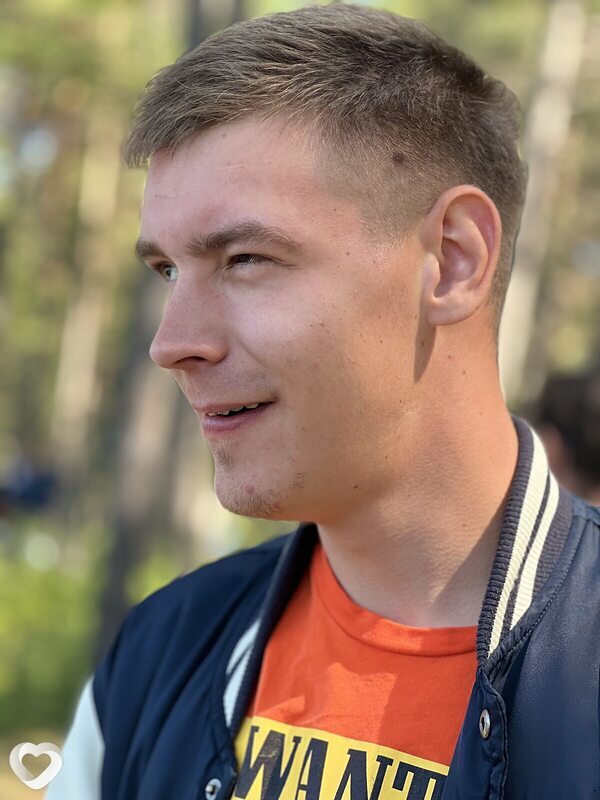 Олег, 26, Чите — анкета №716036