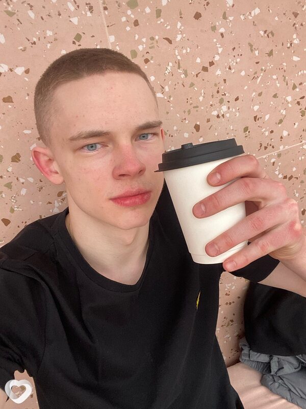 Андрей, 21, Москве — анкета №717082