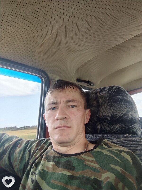 Михаил, 37, Ужуре — анкета №718876