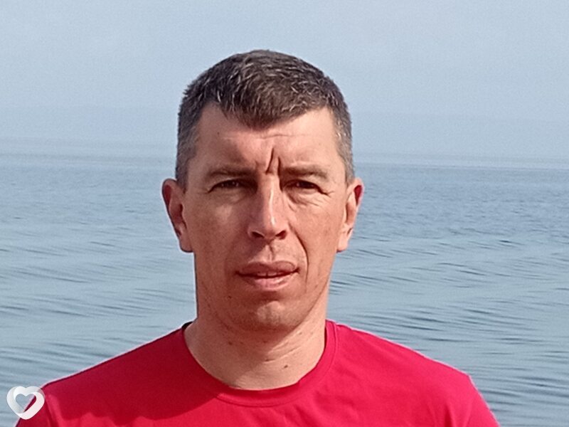 Виктор, 43, Уссурийске — анкета №719078