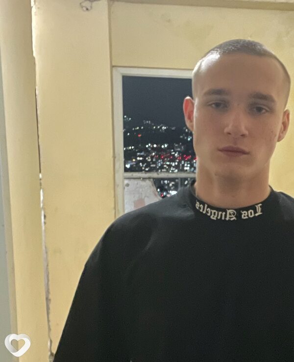 Дима, 22, Сочи — анкета №720792