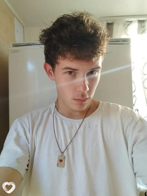 Денис, 21, Могилев — анкета №721120