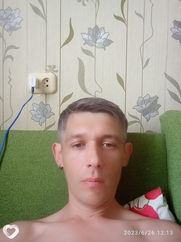 Кирилл, 42, Ейске — анкета №722326