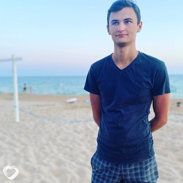 Саша, 24, Абинске — анкета №722853