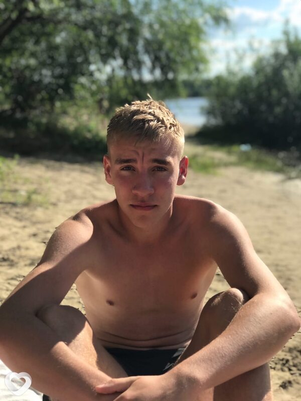 Андрей, 23, Гомеле — анкета №723485