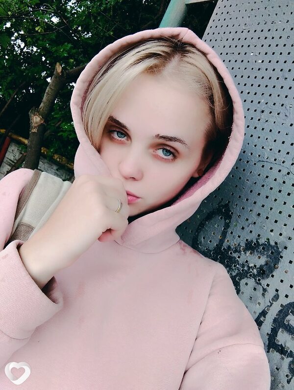 Елена, 21, Симферополе — анкета №724140