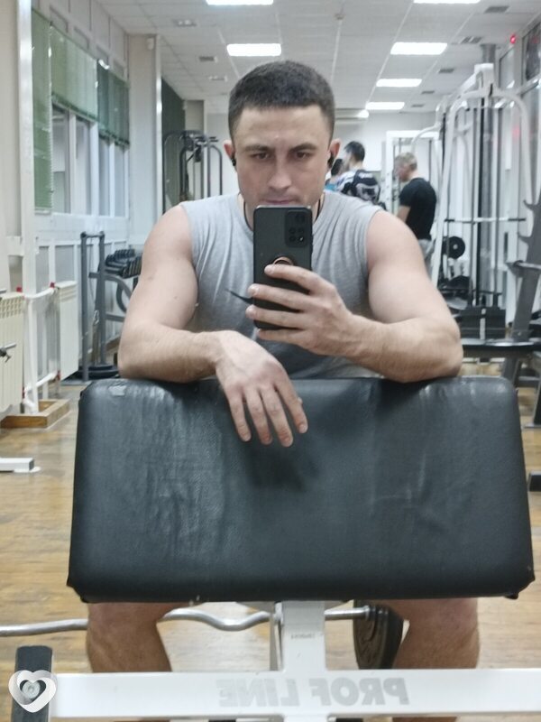 Виктор, 29, Омске — анкета №726075