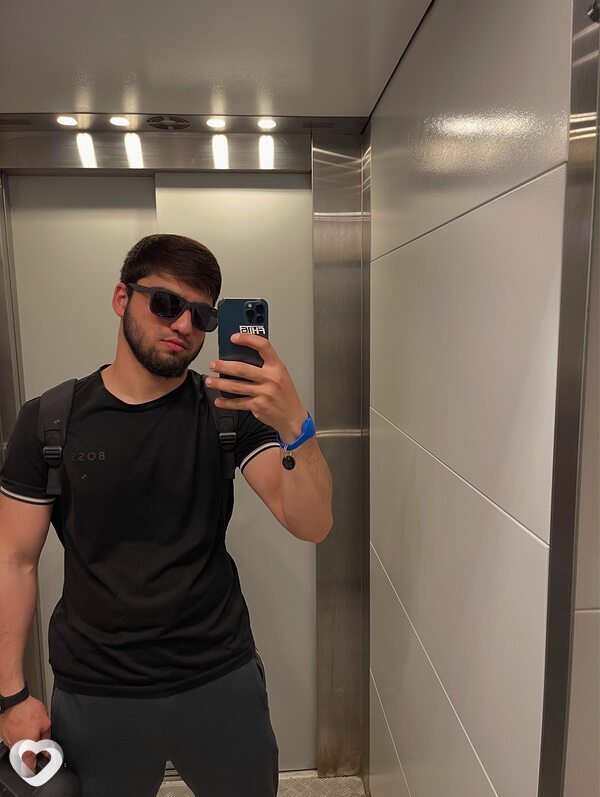 Артем, 26, Улан-Удэ — анкета №726156