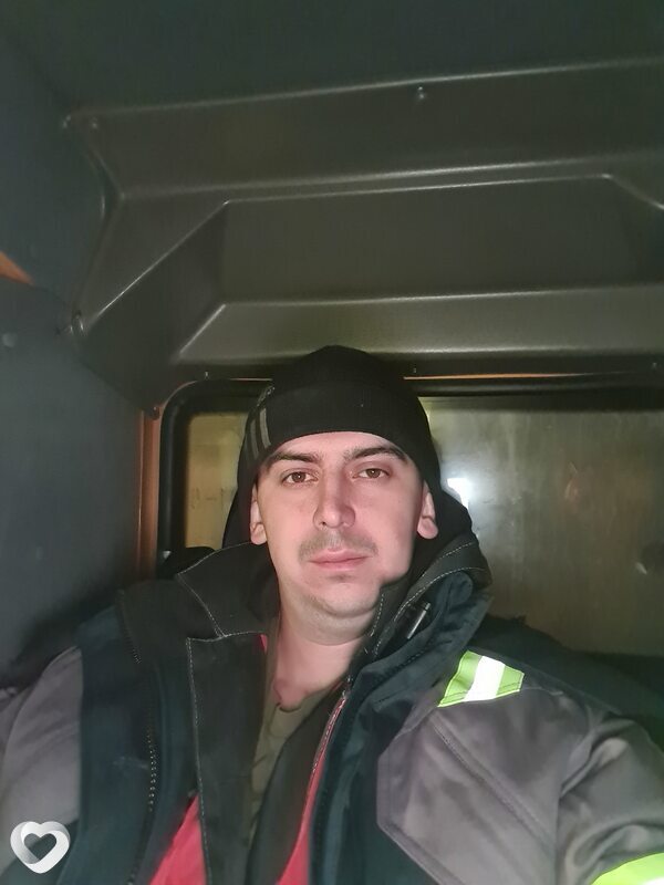 Андрей, 32, Осинниках — анкета №727309