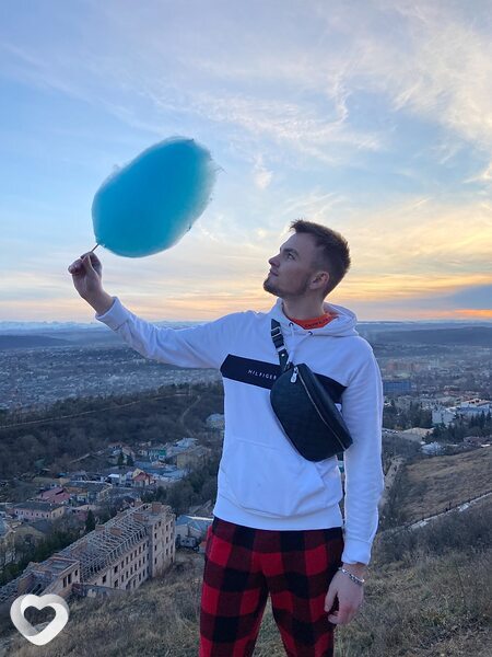 Илья, 24, Москве — анкета №727434
