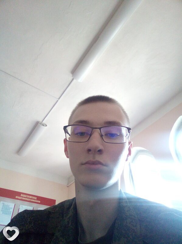 Максим, 22, Москве — анкета №727889