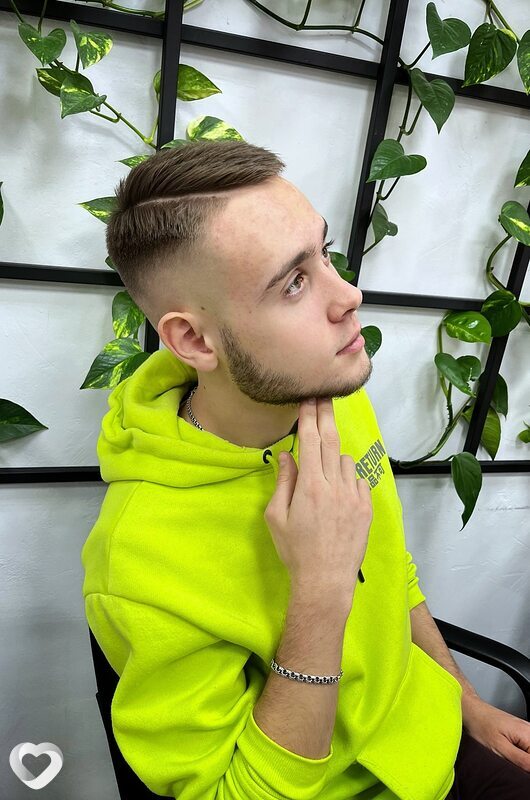Антон, 22, Белгороде — анкета №728692