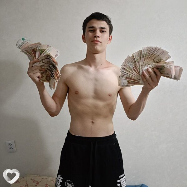 Рустам, 21, Москве — анкета №728678