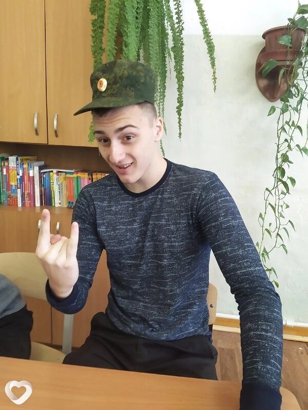 Назар, 21, Владивостоке — анкета №728941