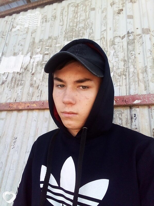 Сергей, 21, Артеме — анкета №729001