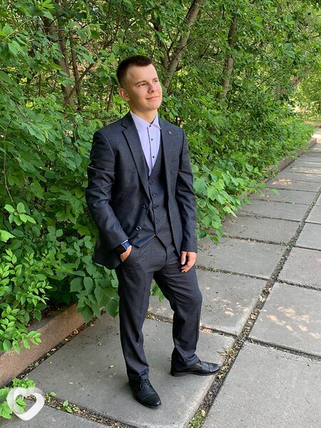 Данил, 21, Омске — анкета №729248