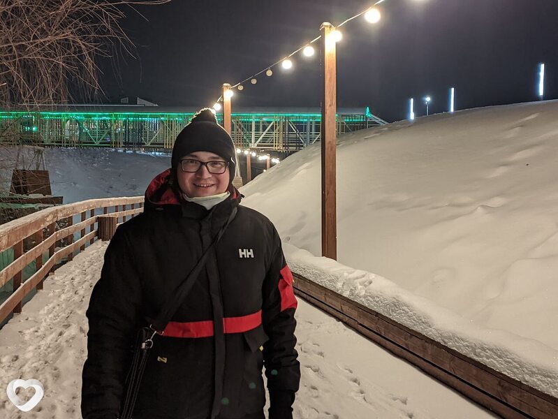 Булат, 21, Москве — анкета №729285