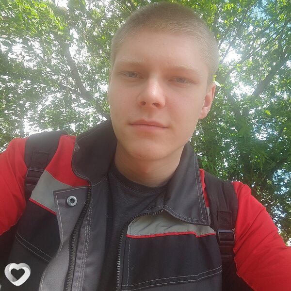 Денис, 22, Москве — анкета №729512