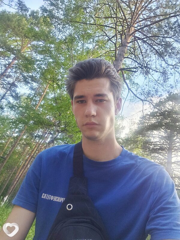 Василий, 23, Ангарске — анкета №729227