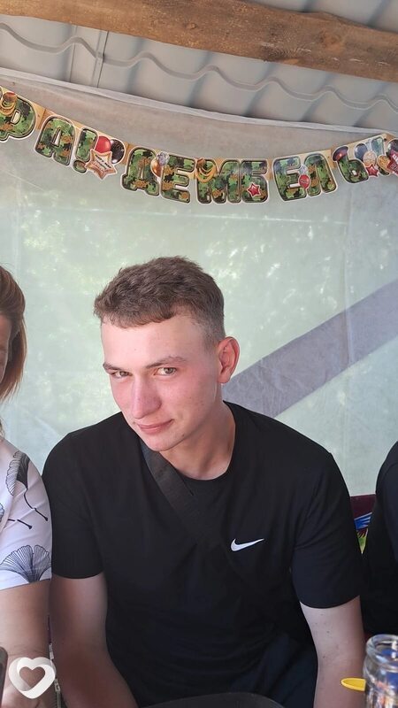 Алексей, 21, Барнауле — анкета №729596