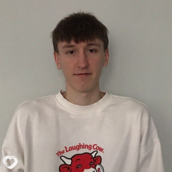 Толя, 23, Москве — анкета №729793