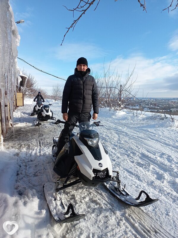 Артём, 43, Саратове — анкета №729981
