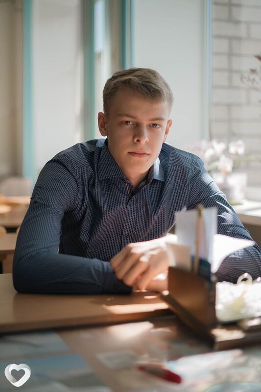 Иван, 20, Ижевске — анкета №730083