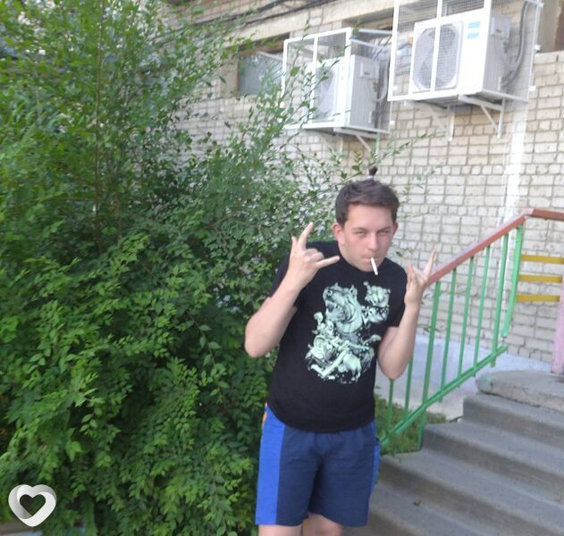 Тёма, 20, Москве — анкета №731207