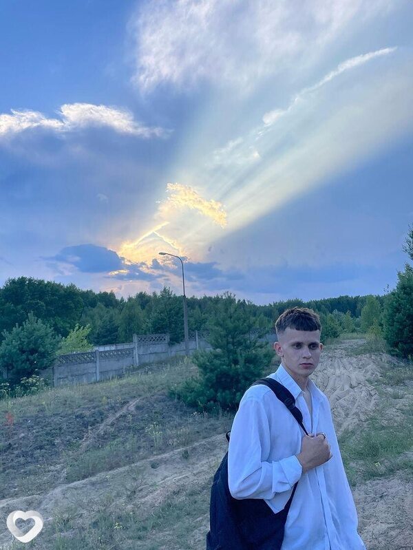 Стас, 21, Бресте — анкета №730271