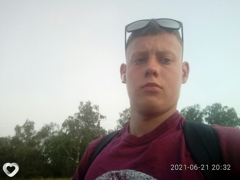 Юрий, 22, Барановичах — анкета №730277
