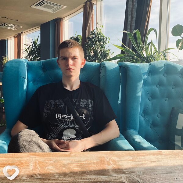 Дима, 21, Москве — анкета №730955