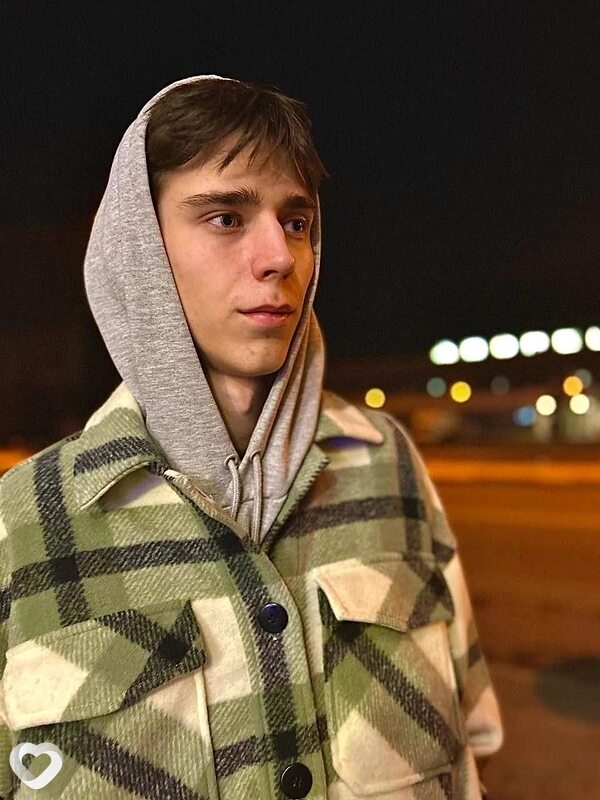 Константин, 23, Самаре — анкета №731267