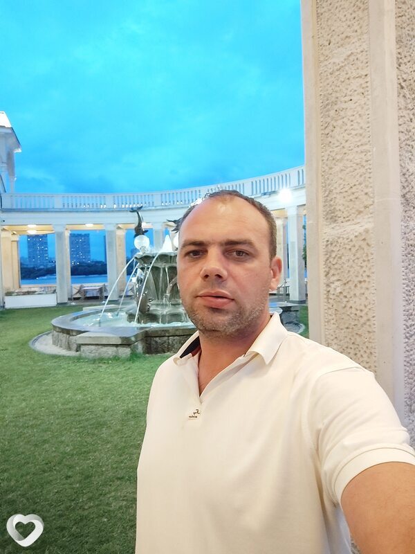 Юрий, 40, Москве — анкета №731480