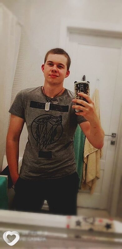 Павел, 24, Саратове — анкета №732586