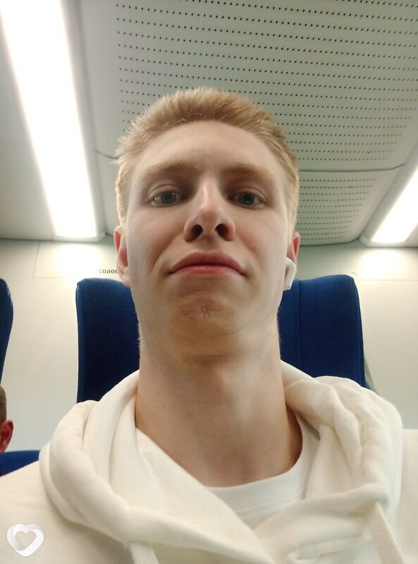 Максим, 24, Санкт-Петербурге — анкета №732521
