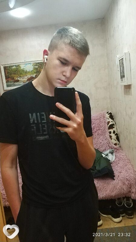 Александр, 21, Москве — анкета №732971