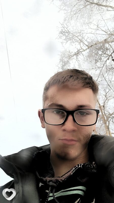 Денчик, 27, Москве — анкета №733912