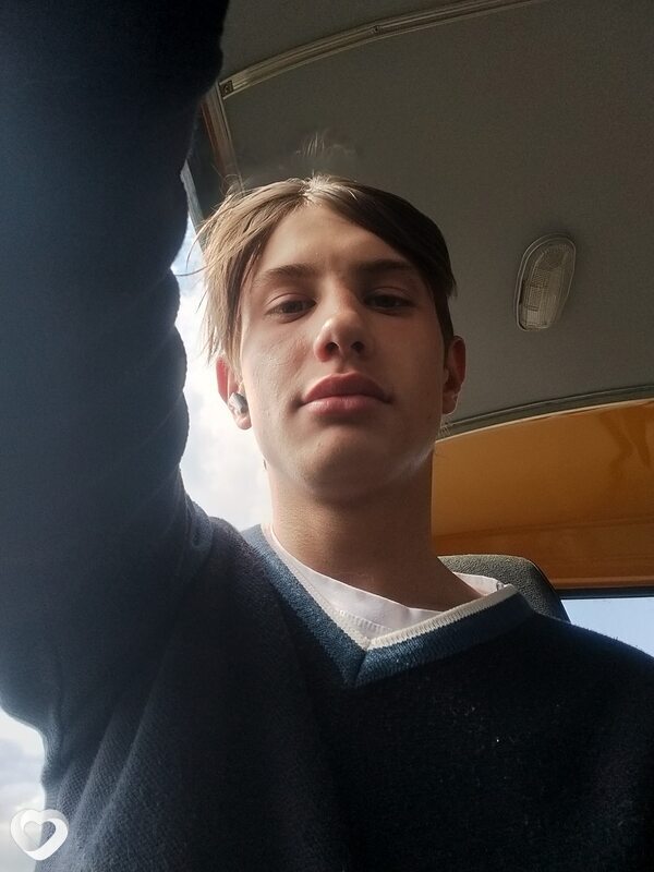 Серёжа, 21, Саратове — анкета №734405