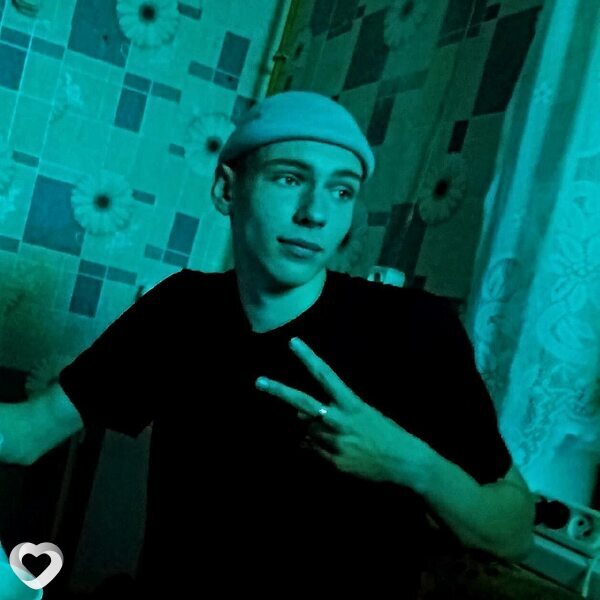 Стас, 21, Москве — анкета №734415
