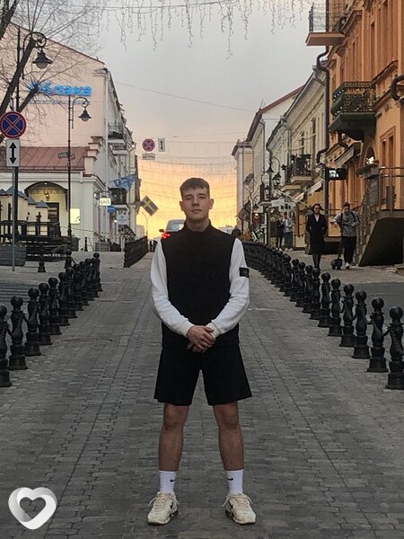 Ваня, 21, Минске — анкета №734732