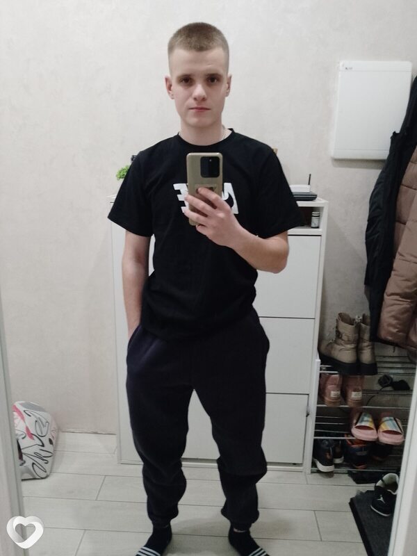 Богдан, 23, Белгороде — анкета №735204