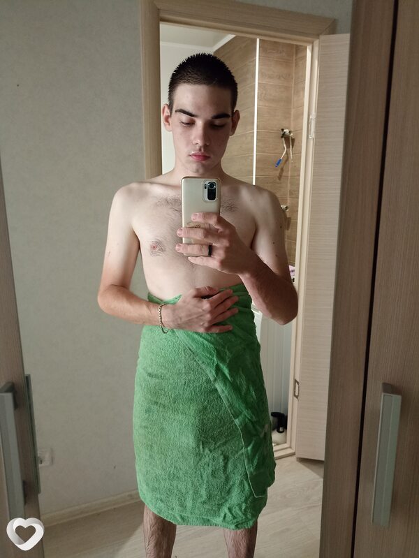 Толя, 24, Екатеринбурге — анкета №735577