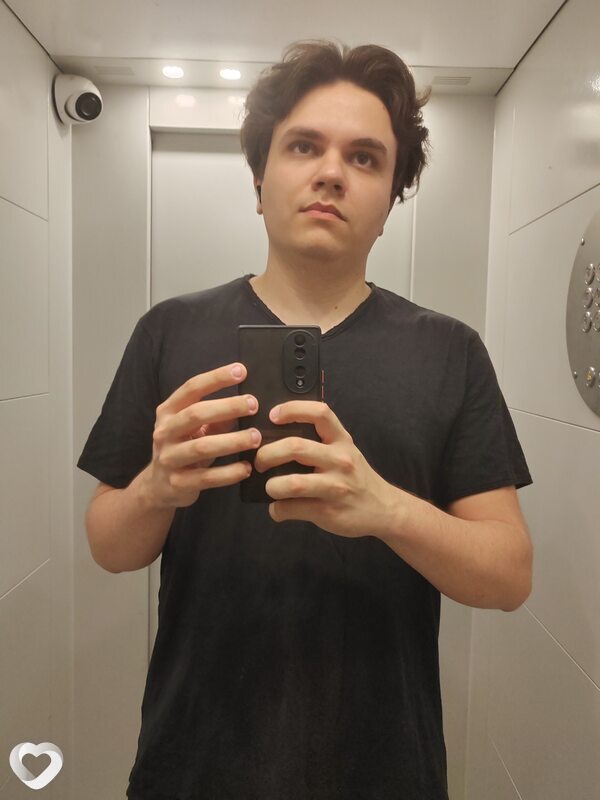 Юрий, 23, Москве — анкета №736128