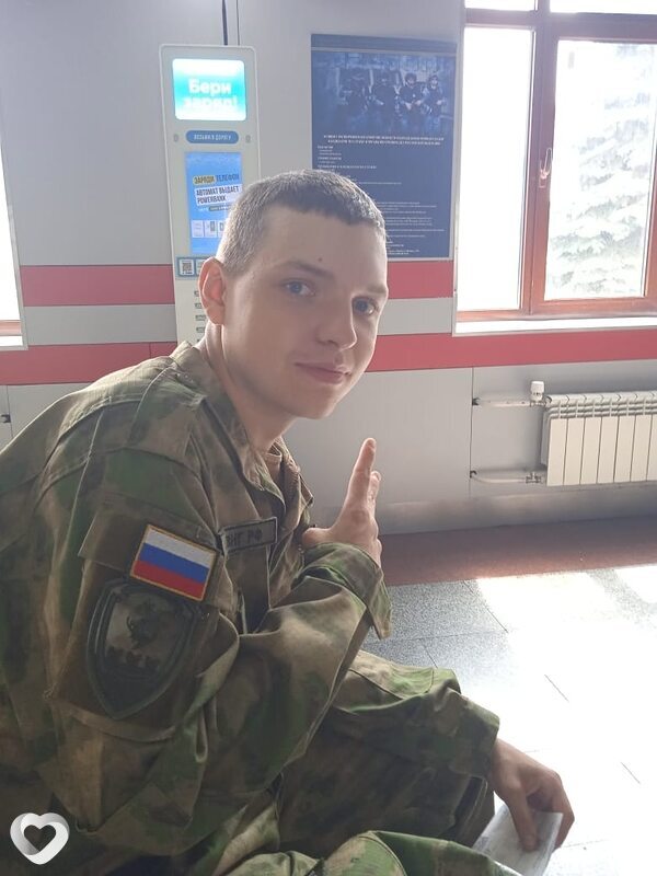 Дима, 23, Москве — анкета №737419