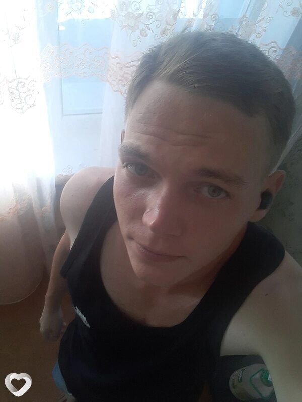 Эдуард, 25, Москве — анкета №737423