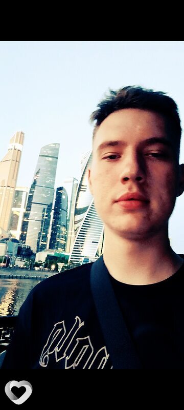 Данил, 21, Москве — анкета №738115