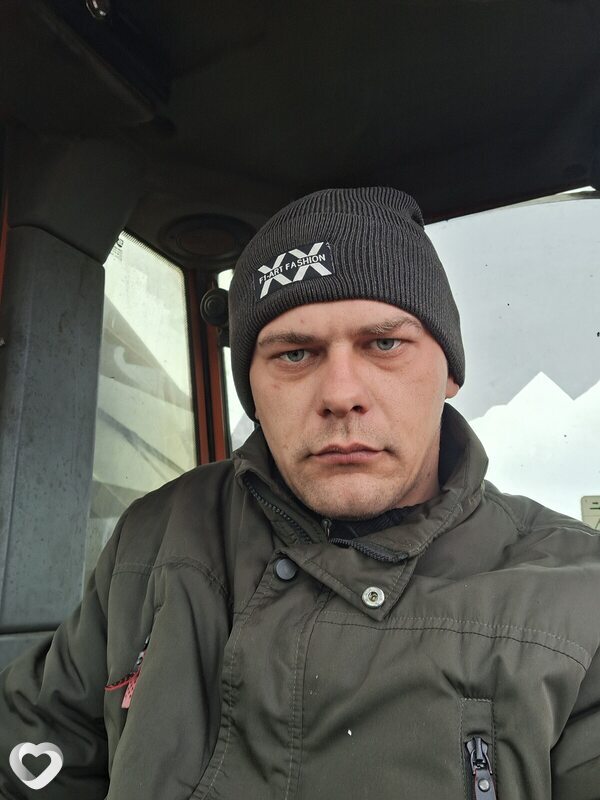Максим, 30, Ливнах — анкета №738602